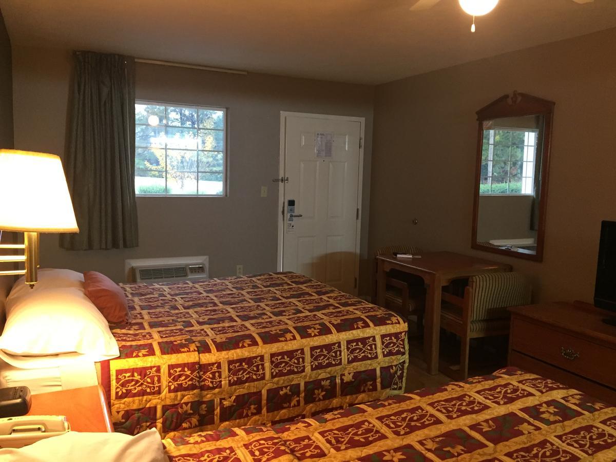 Deerfield Inn New Johnsonville Esterno foto